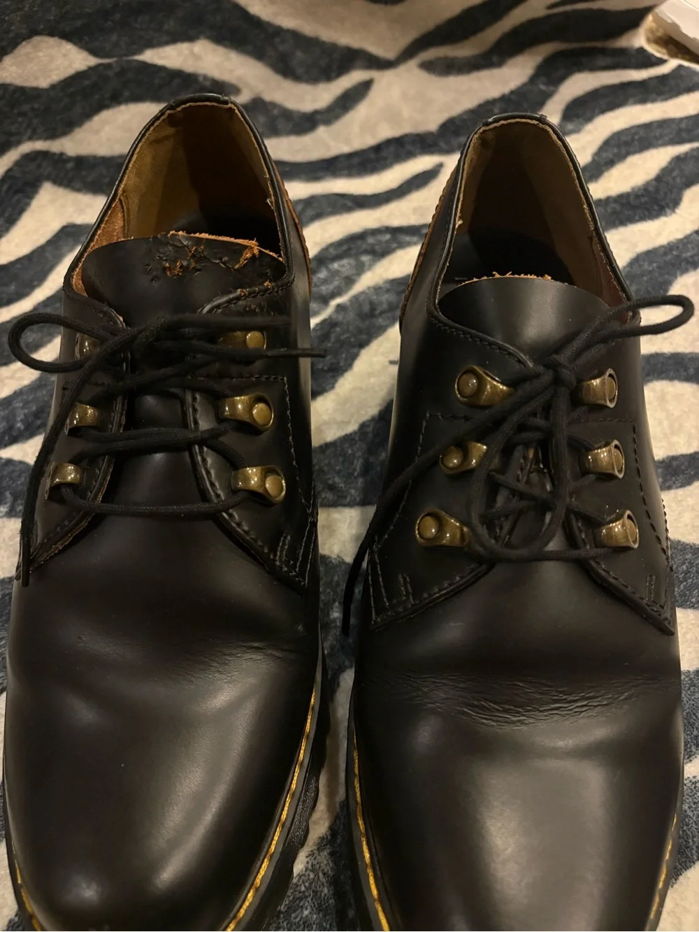 Dr. Martens Leona Lo Platform Oxfords Black Smooth Leather UK 8 US 10